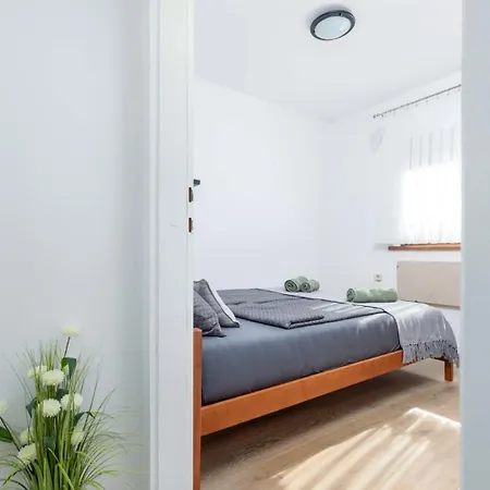 Soper - Location 300 M From The Sea *